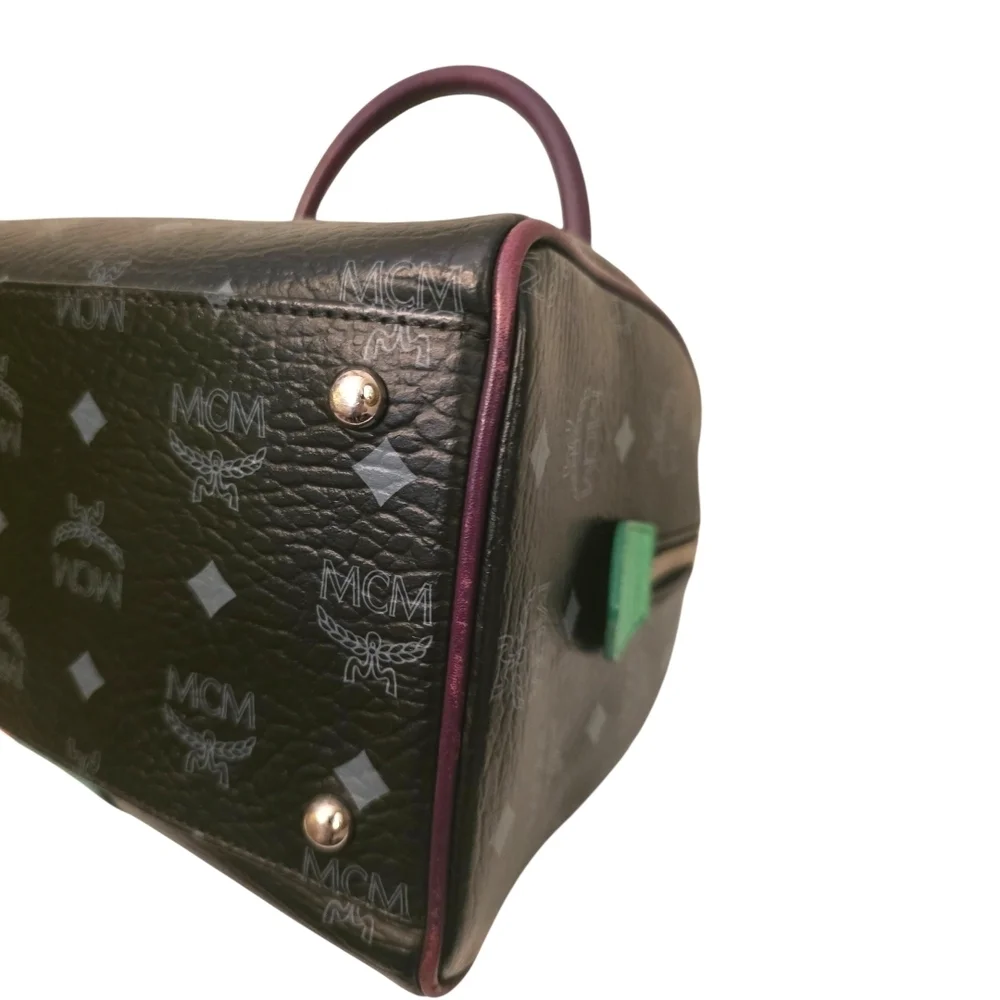 Rare Vintage MCM München Lion Satchel w/ 2006 Auth Card | Collectors Piece